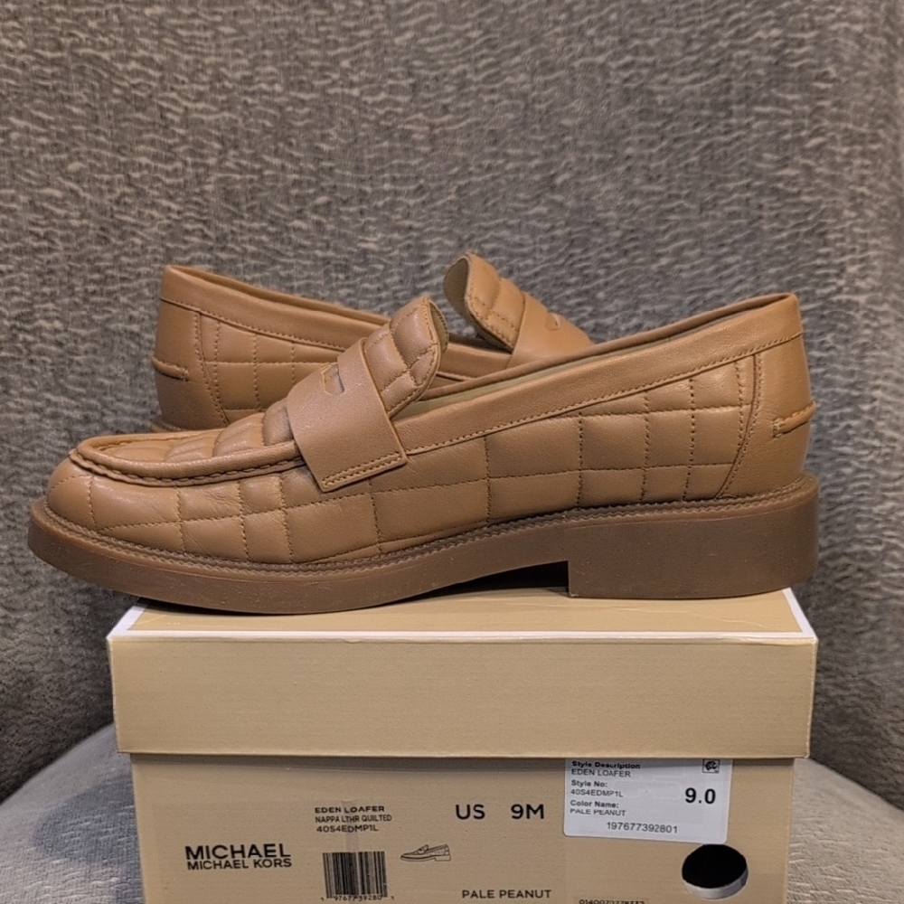 Michael Kors Tan Loafers Slip-Ons Classic Design - Picture 8 of 10